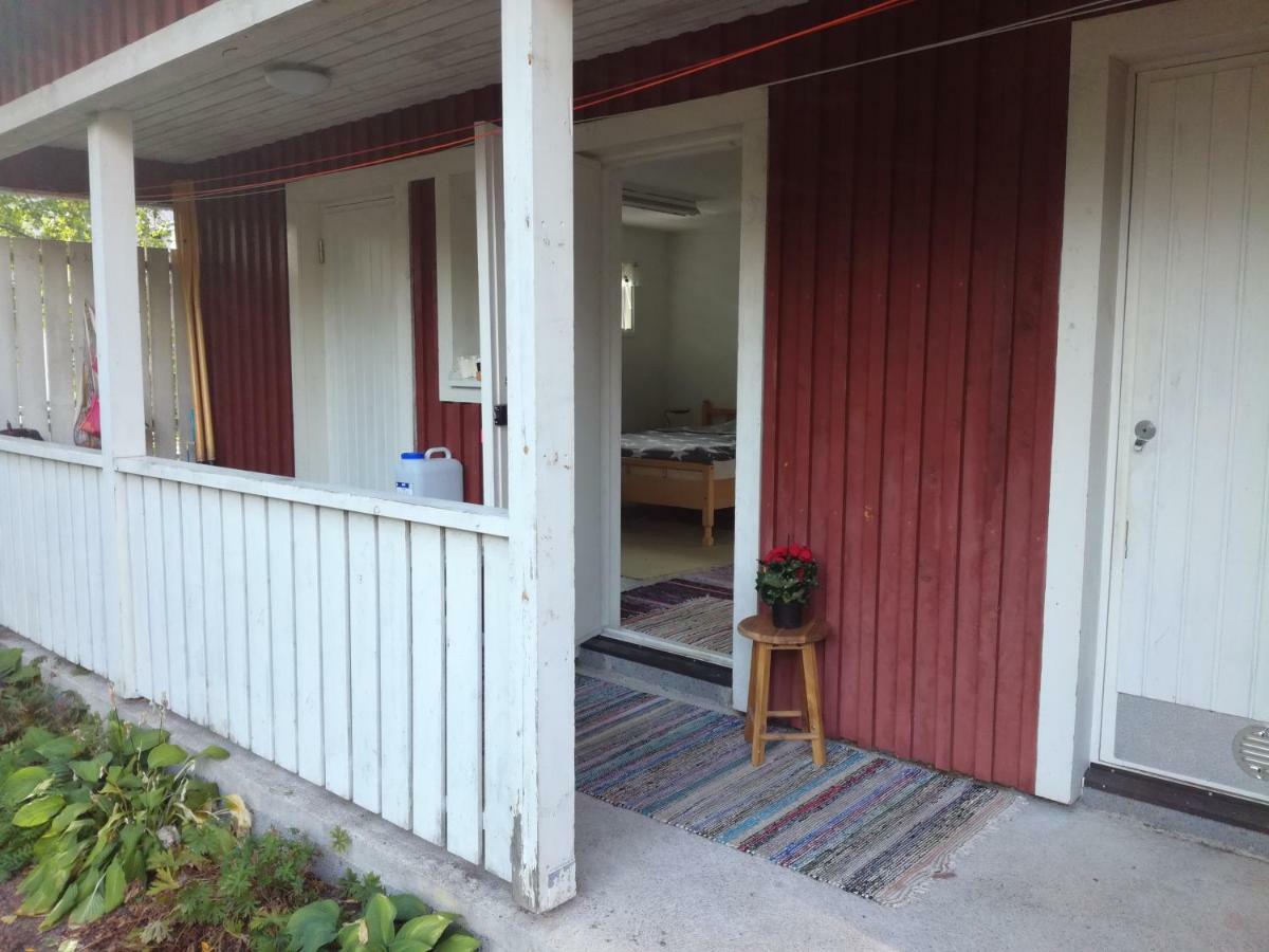 Guesthouse Lokinlaulu Kotka Exterior foto